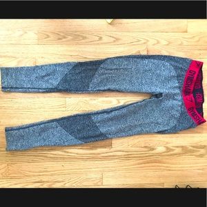 New Gym Shark legging hot pink and gray SALE